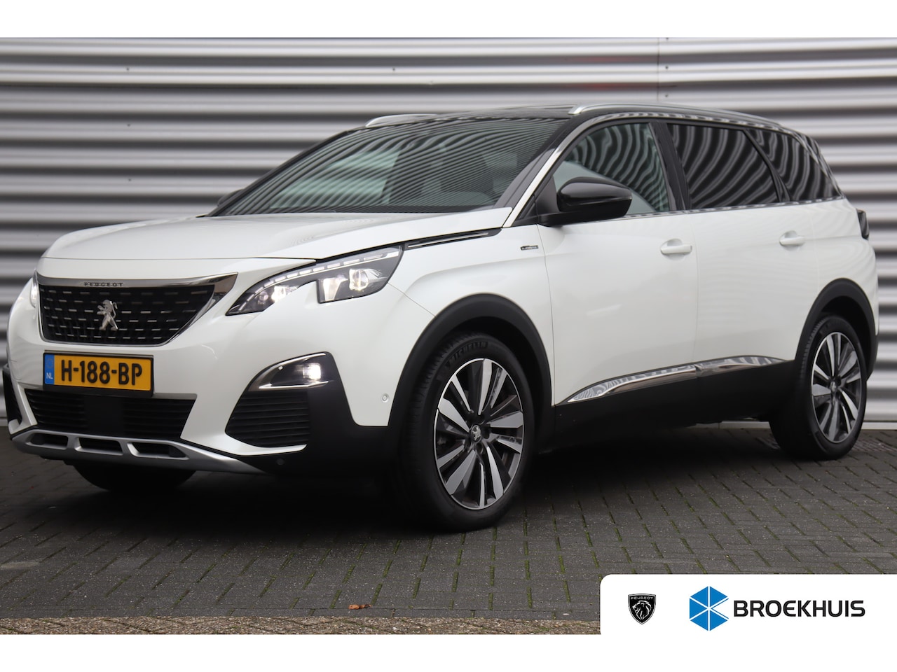 Peugeot 5008 - 1.2 PURETECH 130PK 7-ZITS GT-LINE AUTOMAAT / NAVI / LEDER / CLIMA / FULL-LED / PDC / 19" L - AutoWereld.nl