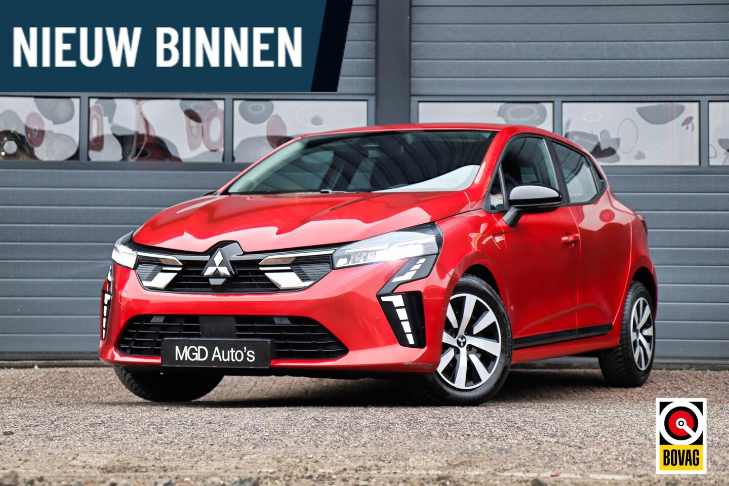 Mitsubishi Colt - 1.0 MT Pure /LED/CAMERA/STOELVERW./STUURVERW./CARPLAY! - AutoWereld.nl