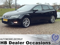 SEAT Leon ST - 1.0 EcoTSI Style Connect - Airco - Navigatie - 6 Bak - Leer