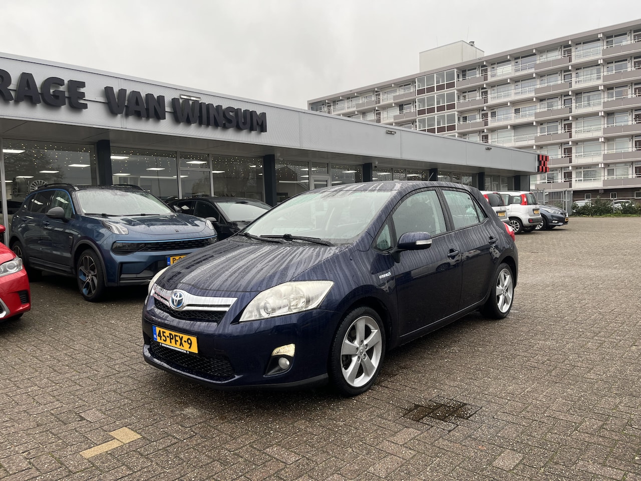 Toyota Auris - 1.8 Full Hybrid Dynamic navi acamera afn trekhaak nap - AutoWereld.nl