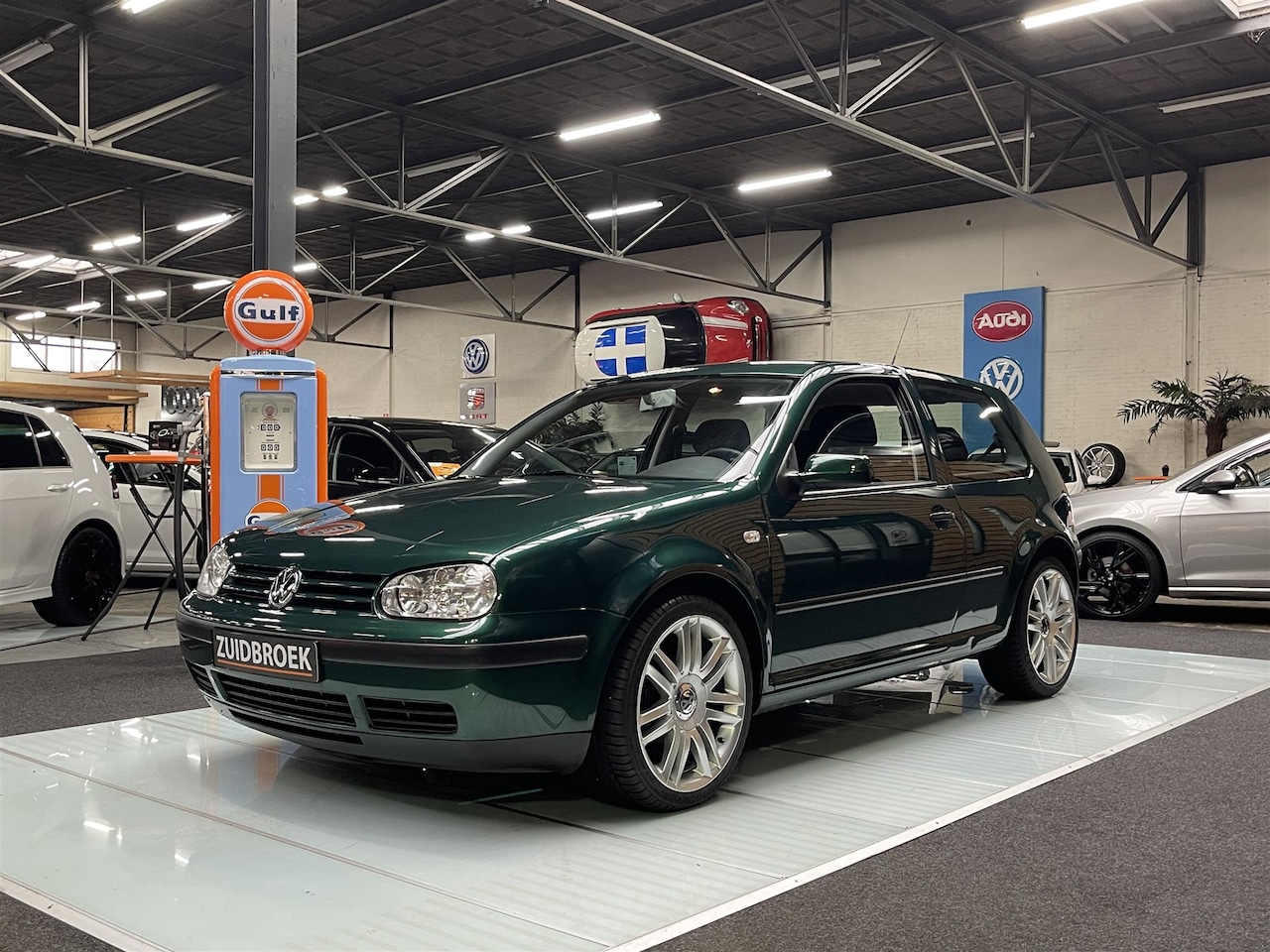 Volkswagen Golf - IV 1.6 Automaat 104DKM!! Airco!! Trekhaak!! - AutoWereld.nl