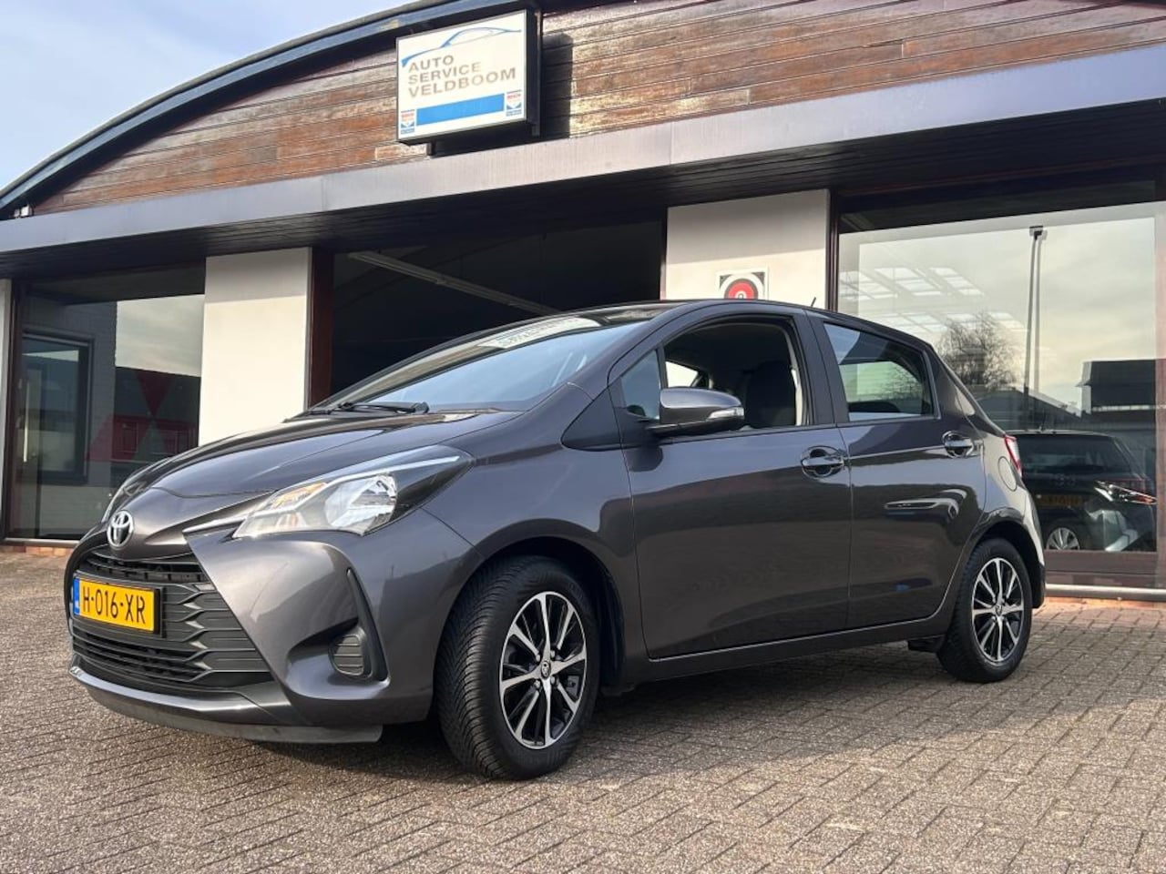 Toyota Yaris - 1.0 VVT-i Connect 1.0 VVT-i Connect - AutoWereld.nl