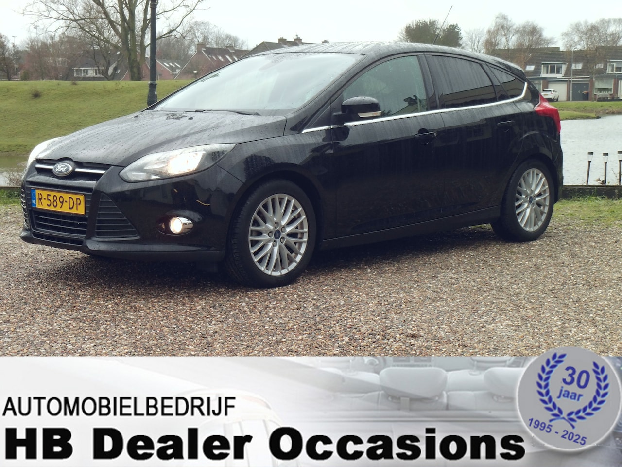 Ford Focus - 1.0 EcoBoost Titanium - Airco - Navigatie - 6 Bak - AutoWereld.nl