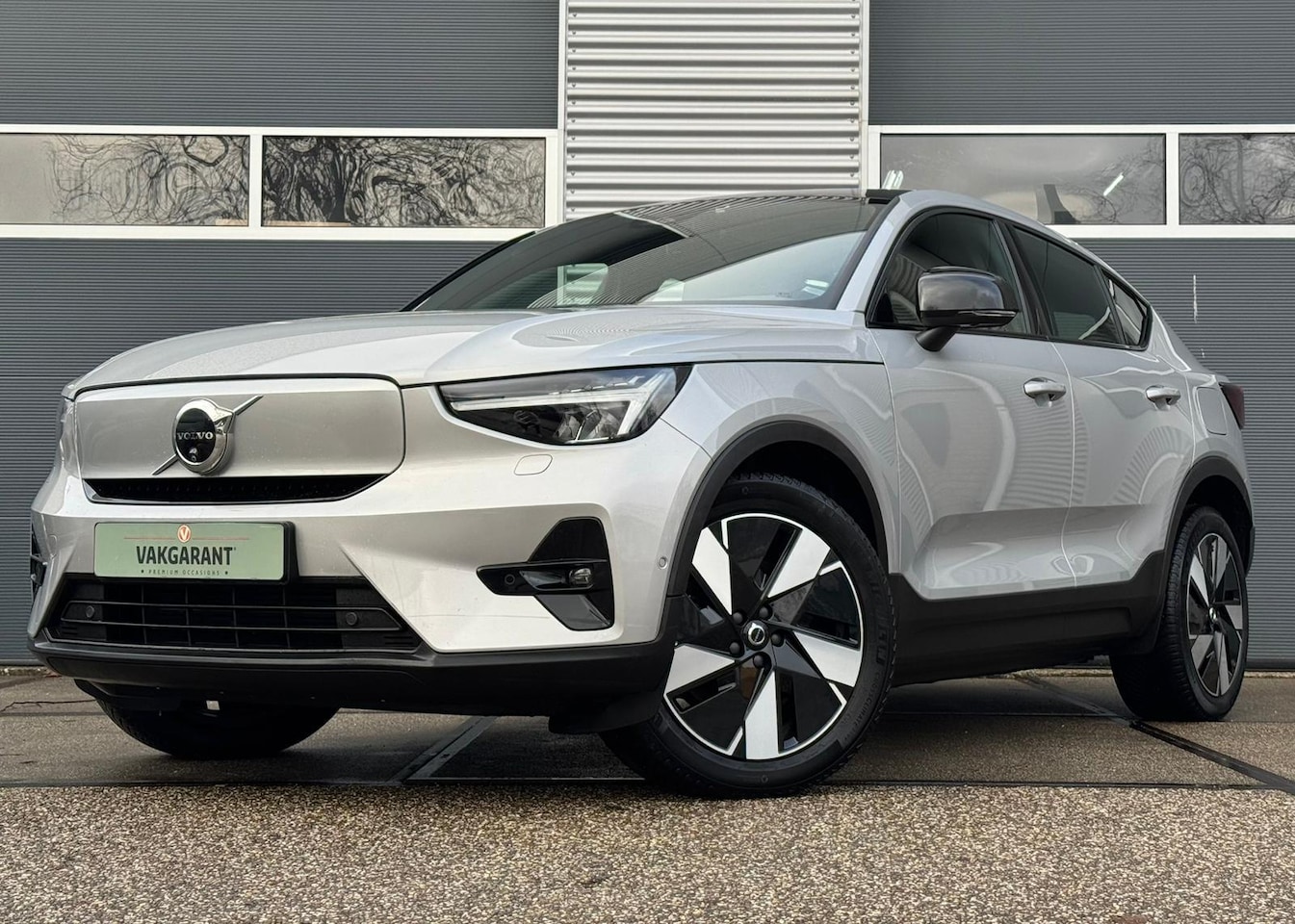 Volvo EC40 - Twin Motor Ultra 82 kWh |408 pk |Panoramadak |ACC | Harman/Kardon - AutoWereld.nl