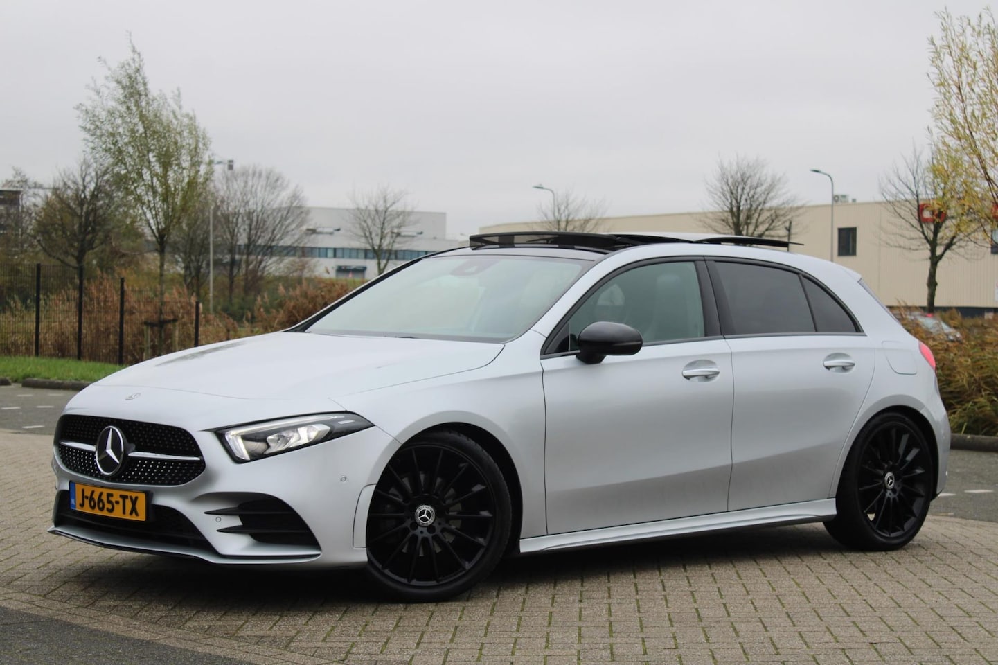 Mercedes-Benz A-klasse - 200 AMG Edition Camera Pano Sfeer - AutoWereld.nl