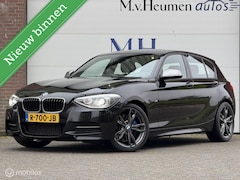BMW 1-serie - M135i xDrive 320PK Harman Kardon LED Climate Super Nette Auto