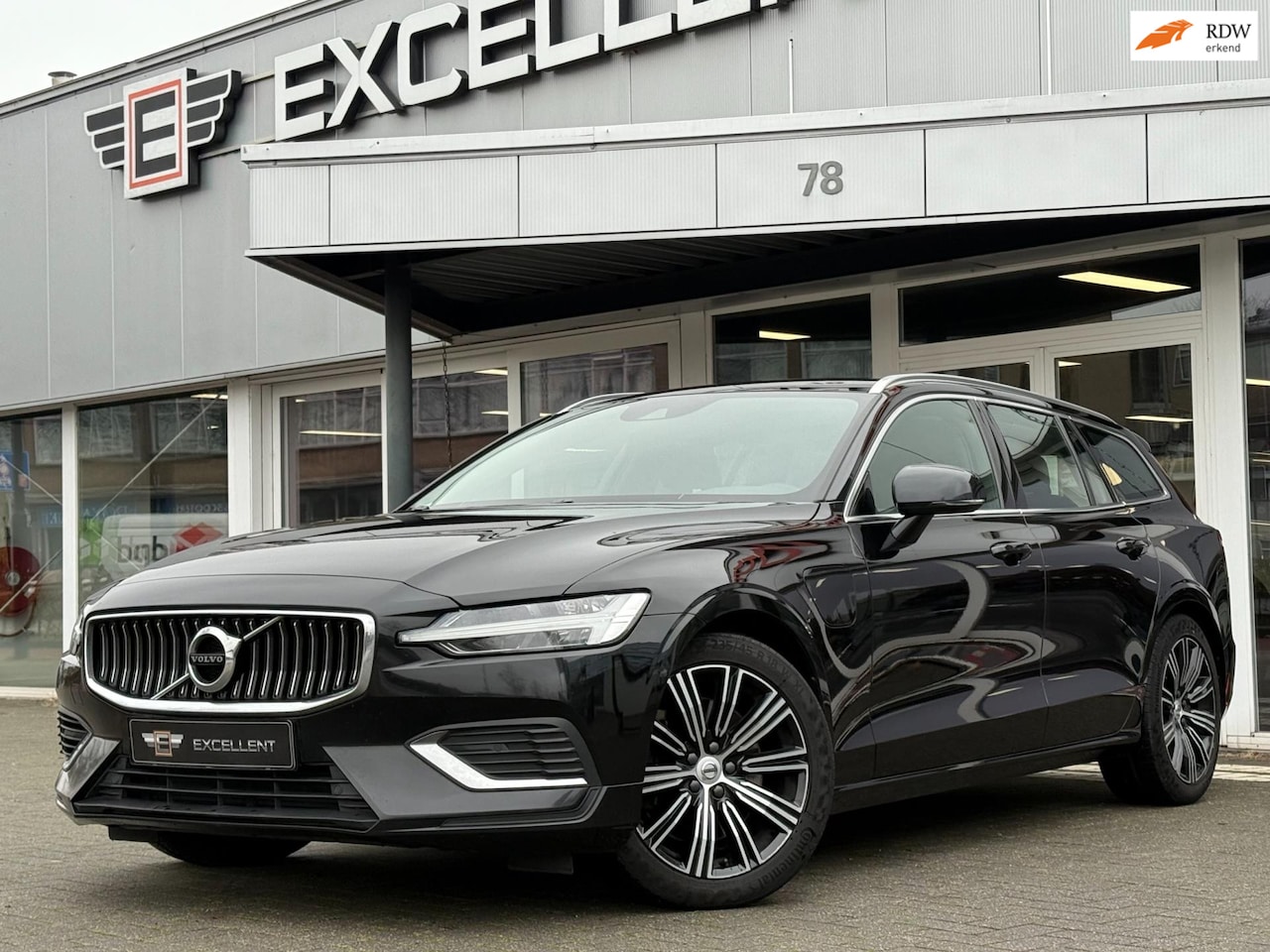 Volvo V60 - 2.0 T6 Recharge AWD Inscription Expr - AutoWereld.nl