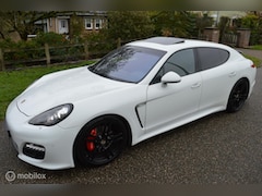 Porsche Panamera - 3.0D / GTS / SportChrono / Alcantara