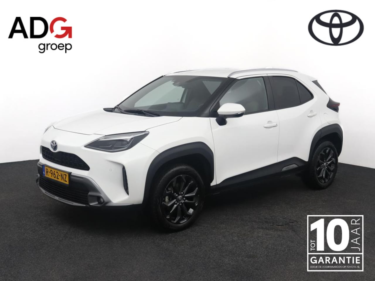 Toyota Yaris Cross - 1.5 Hybrid Explore | Stoelverwarming | Navigatie | Parkeersensoren | Keyless | - AutoWereld.nl