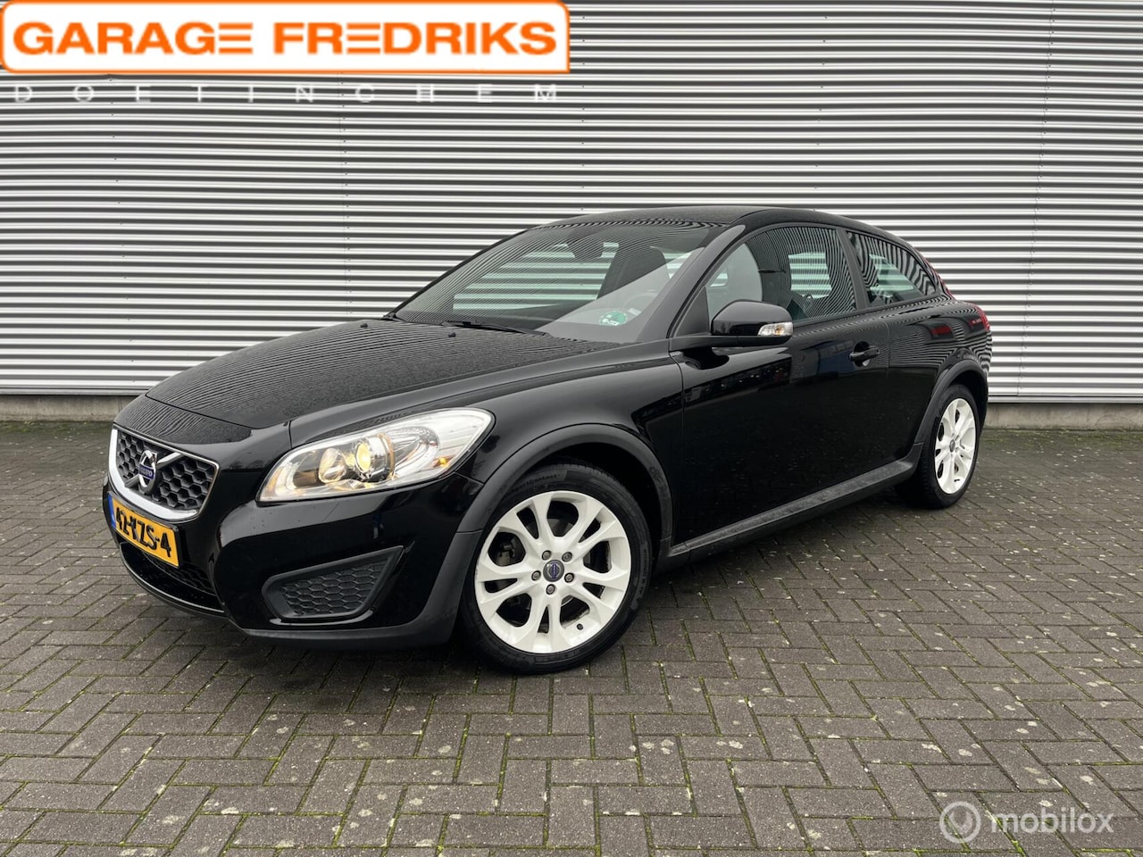 Volvo C30 - 2.0 Kinetic | NAVI | Climate | Cruise | Trekhaak | - AutoWereld.nl