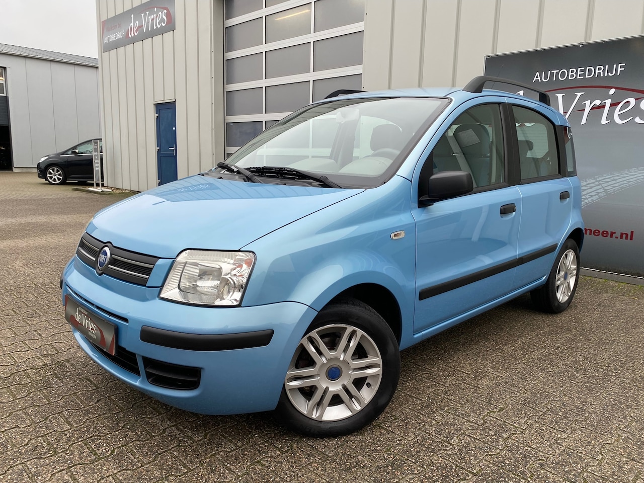 Fiat Panda - 1.2 Emotion / Airco / Stuurbekr. / LMV / Zeer netjes - AutoWereld.nl