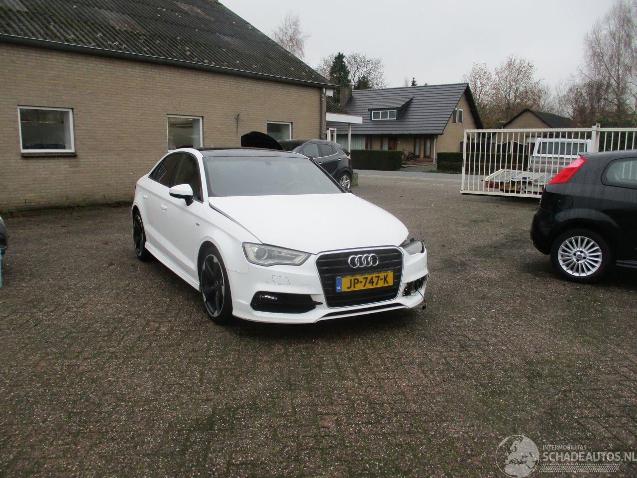Audi A3 Limousine - 1.4 TFSI Adrenal Sp - AutoWereld.nl