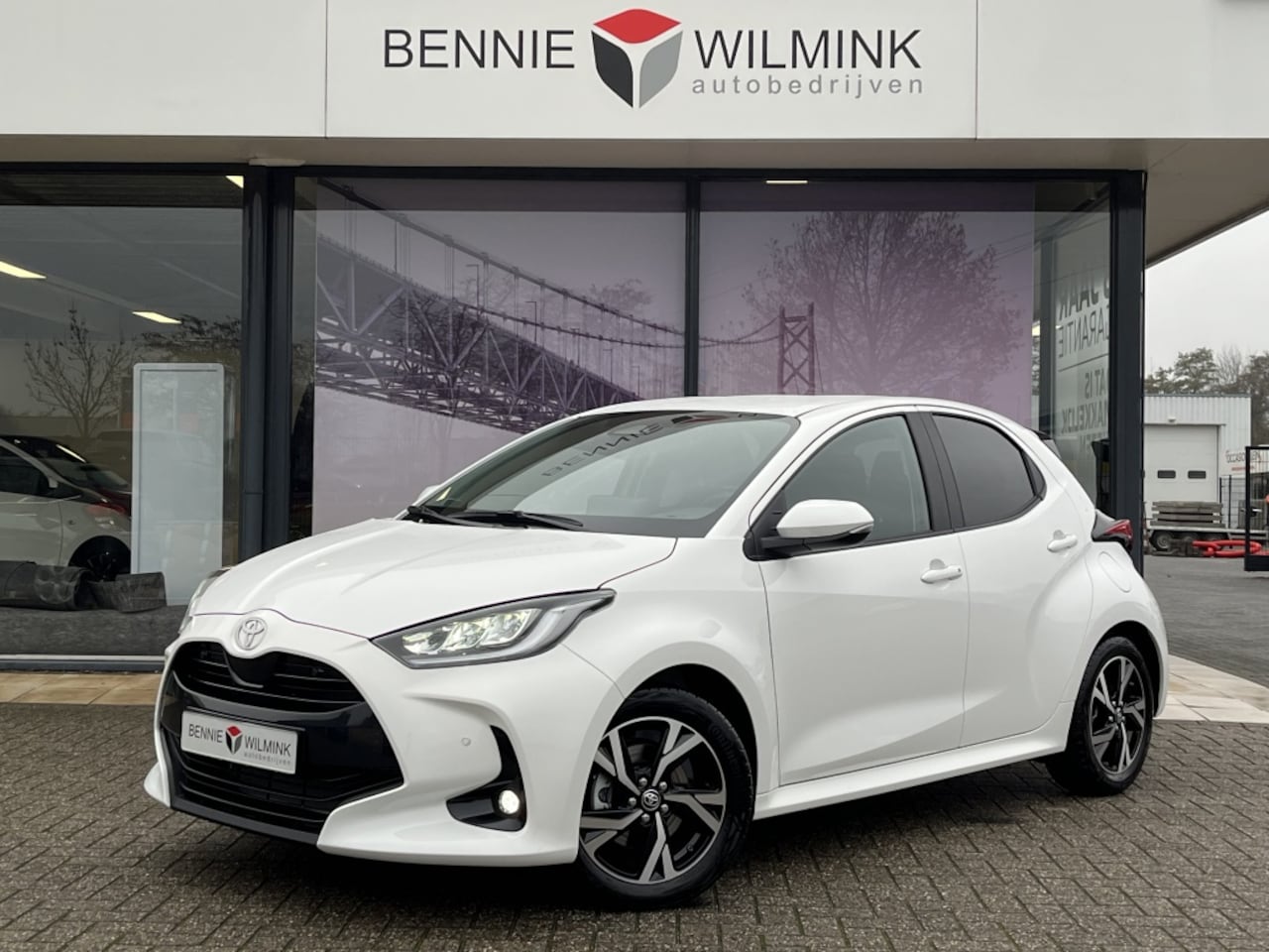 Toyota Yaris - 115 Hybrid First Edition | Keyless | Camera | Stoel & Stuurverwa - AutoWereld.nl