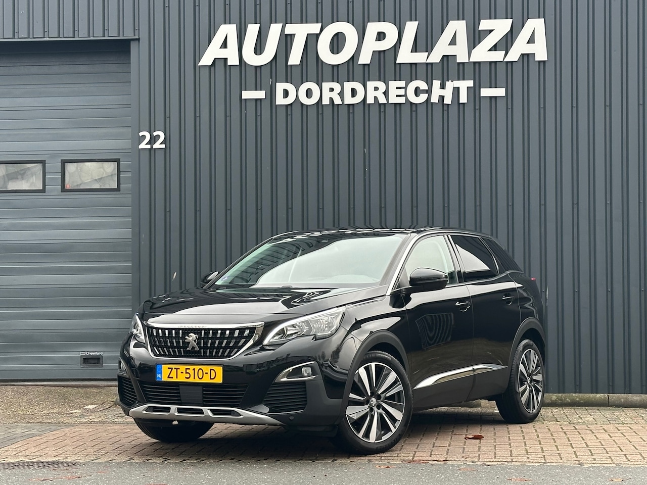 Peugeot 3008 - 1.6 PureTech Blue Lease Premium MEMO/CAMERA/ NAVI - AutoWereld.nl