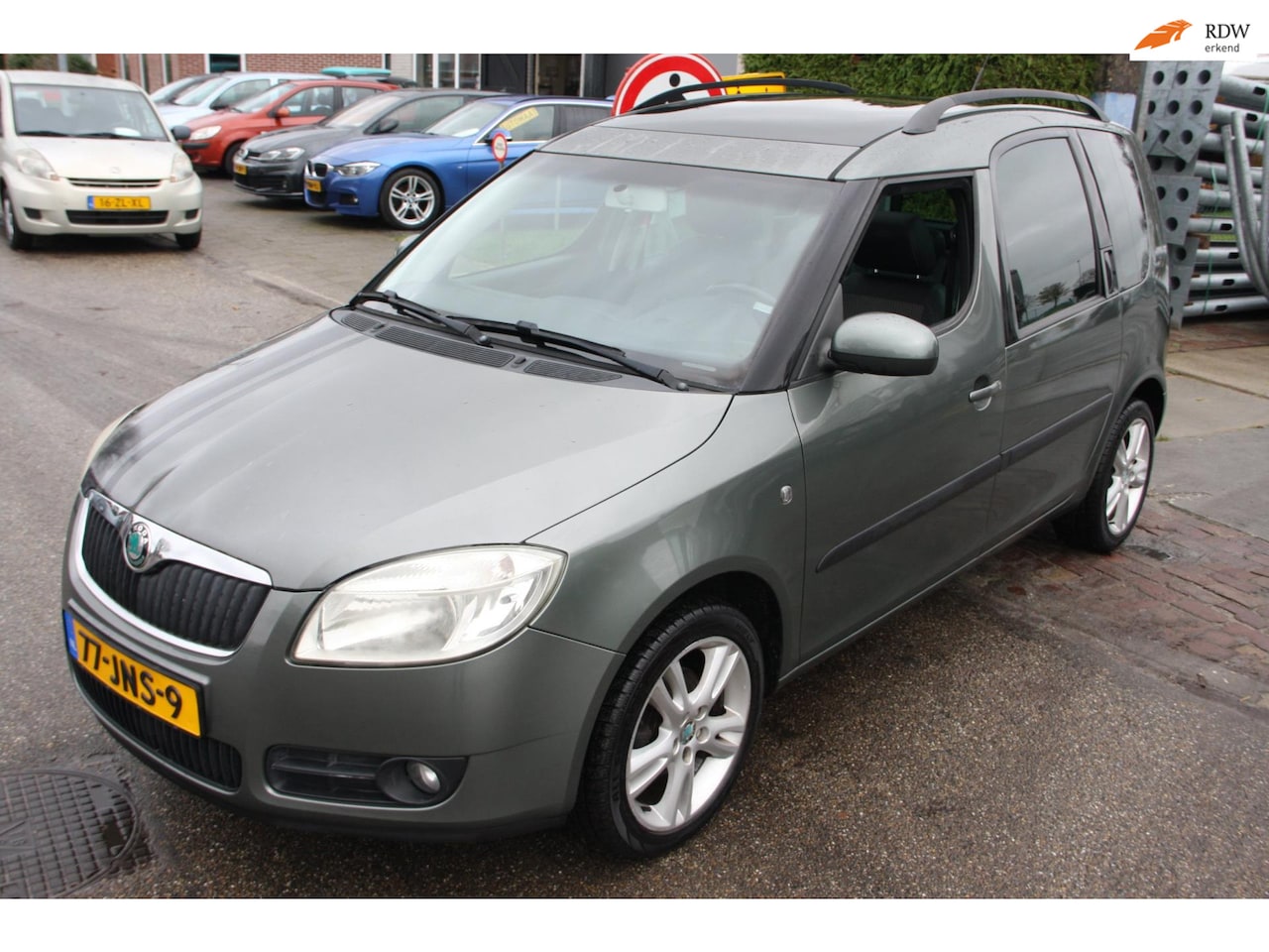 Skoda Roomster - 1.2 Trekhaak,Lichtmetalen velgen,Airco! - AutoWereld.nl