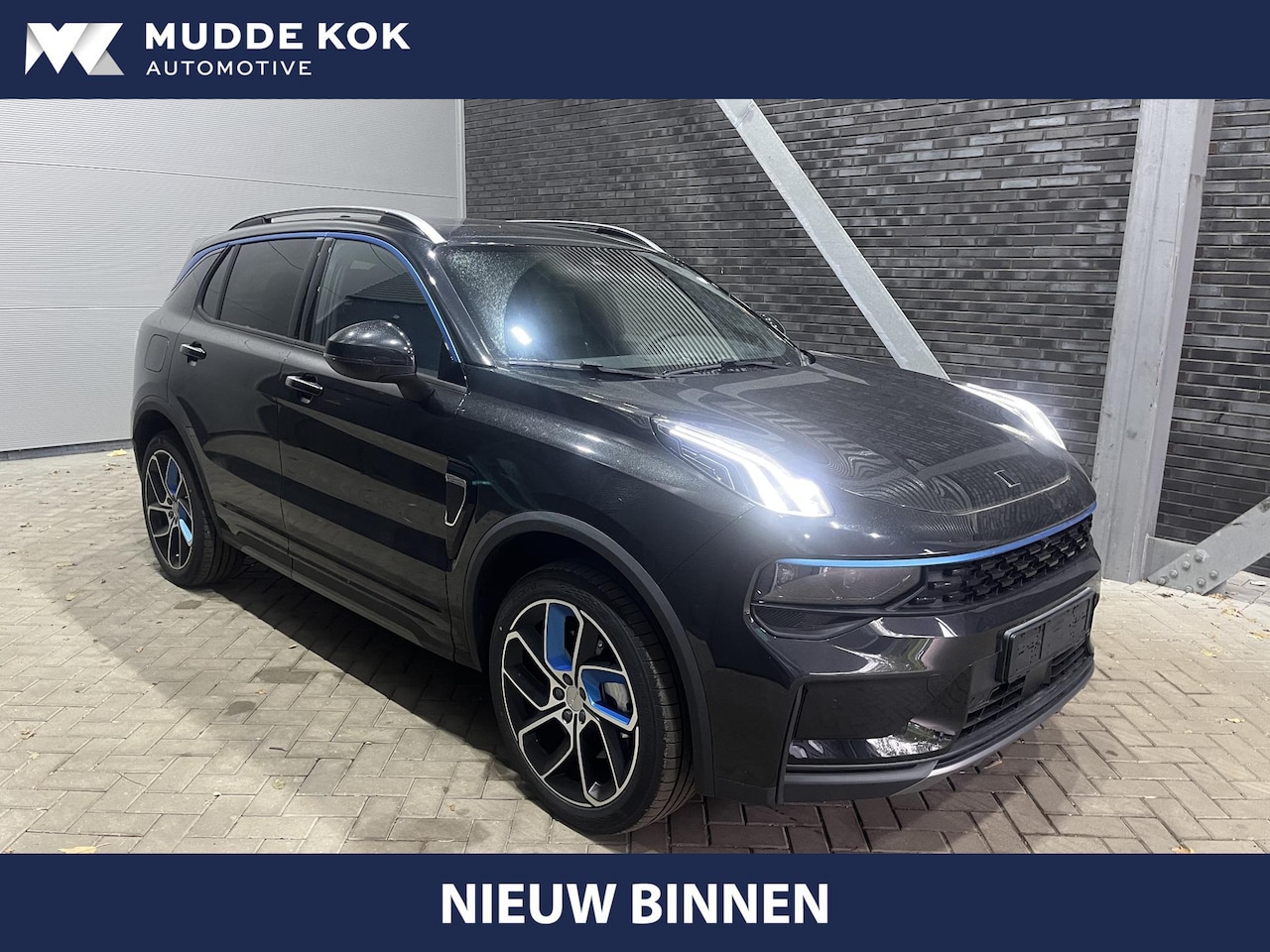 Lynk & Co 01 - 1.5 | NIEUW | Panoramadak | ACC | 360° Camera | Stuurverwarming | Zwarte Hemel | Rolhoes - AutoWereld.nl