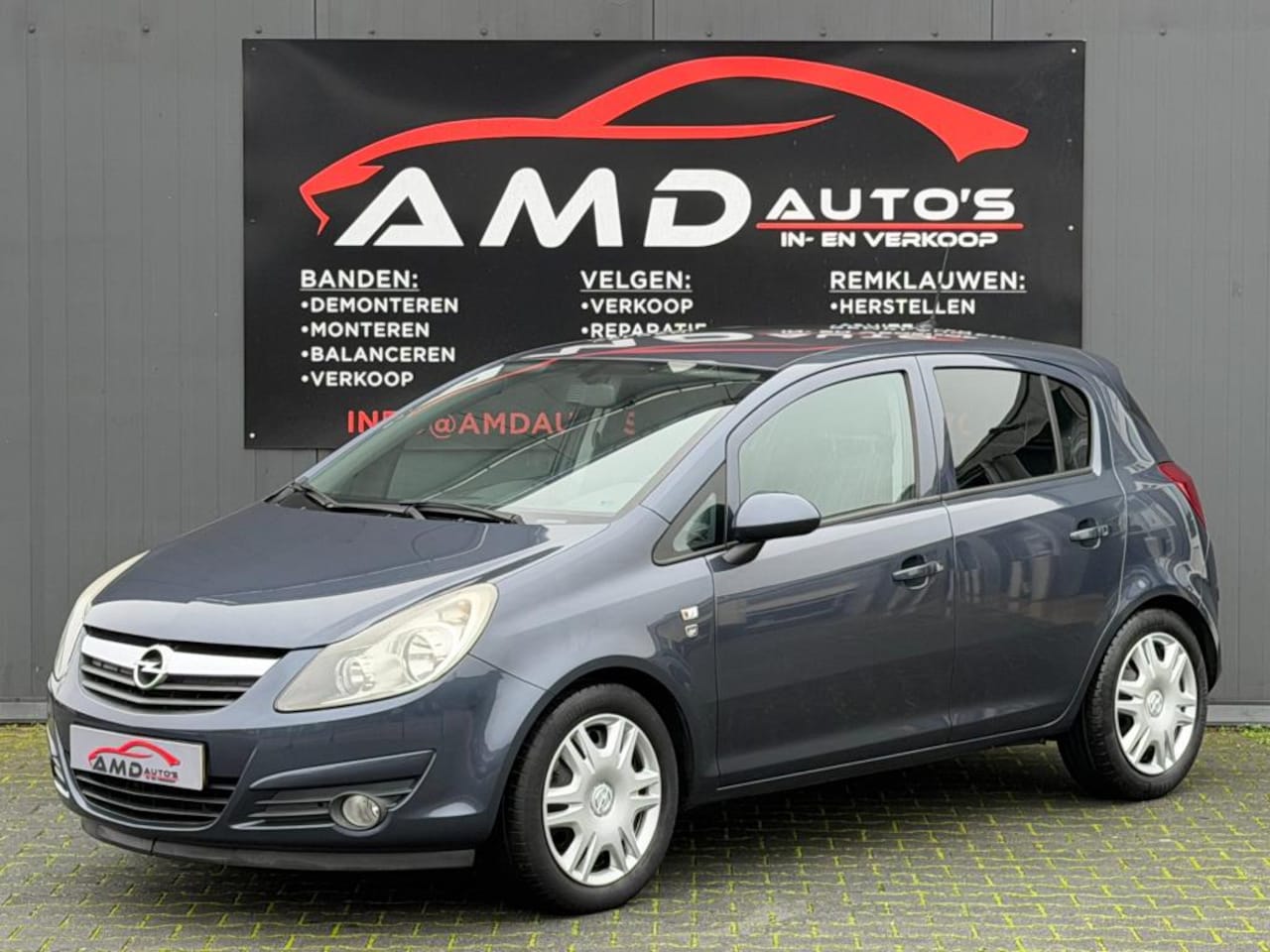 Opel Corsa - 1.4 16V '111' Edition |Nap|Cruise|Airco|Elec Ramen|Dealer Onderhouden| - AutoWereld.nl