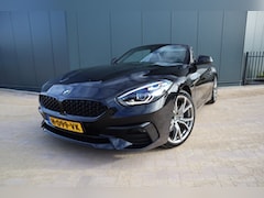 BMW Z4 Roadster - sDrive20i High Executive Edition Automaat M-Sport Sportstoelen Head up Etc. Etc
