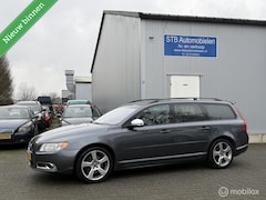 Volvo V70 - 2.5T R-Design, 5 Cilinder, Automaat, Zeer netjes