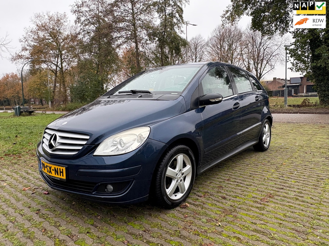 Mercedes-Benz B-klasse - 200 - Automaat - cruise control - airco - panoramadak - AutoWereld.nl