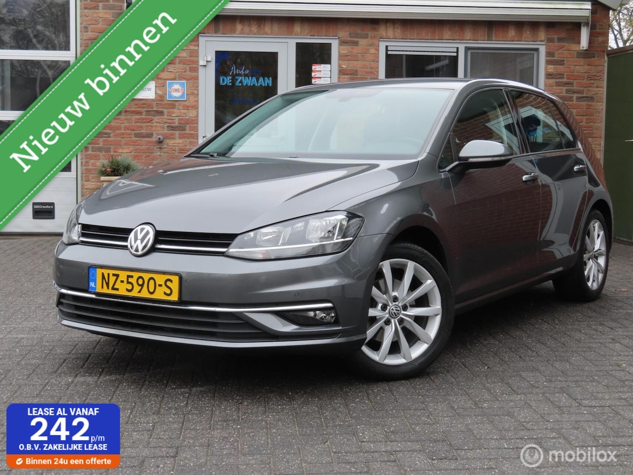 Volkswagen Golf - 1.4 TSI Highline|Virteel Cockpit|Carplay|Parkeersensor V/A|Dealeronderhouden. - AutoWereld.nl