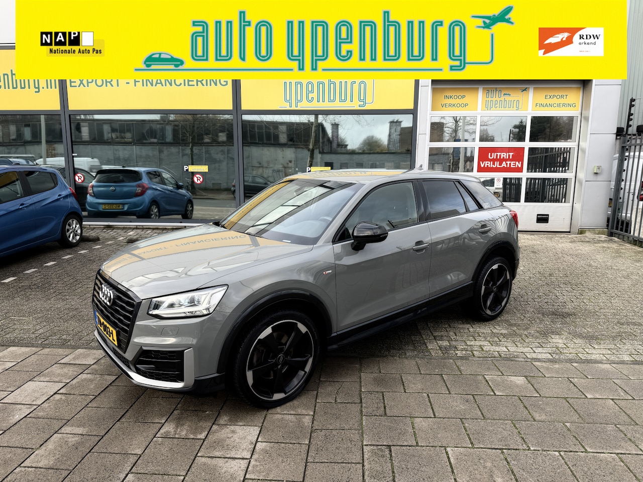 Audi Q2 - 1.4 TFSI CoD Sport Edition Automaat * S-Line * Leder / Stof * Sfeerverlichting * Led * - AutoWereld.nl
