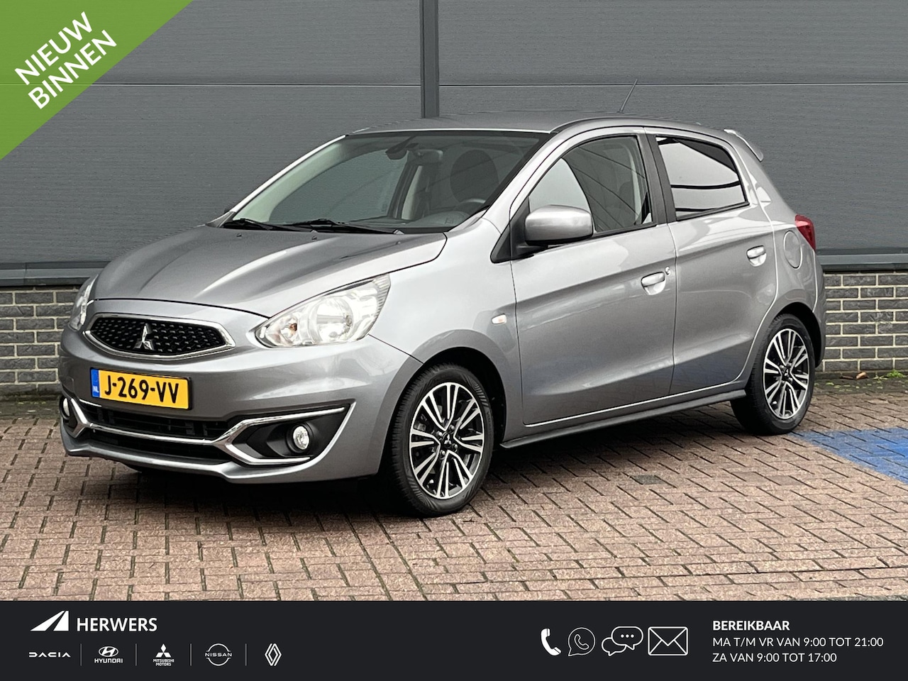 Mitsubishi Space Star - 1.2 Instyle / Automaat / Navigatie + Apple Carplay/Android Auto / Stoelverwarming Voor / B - AutoWereld.nl