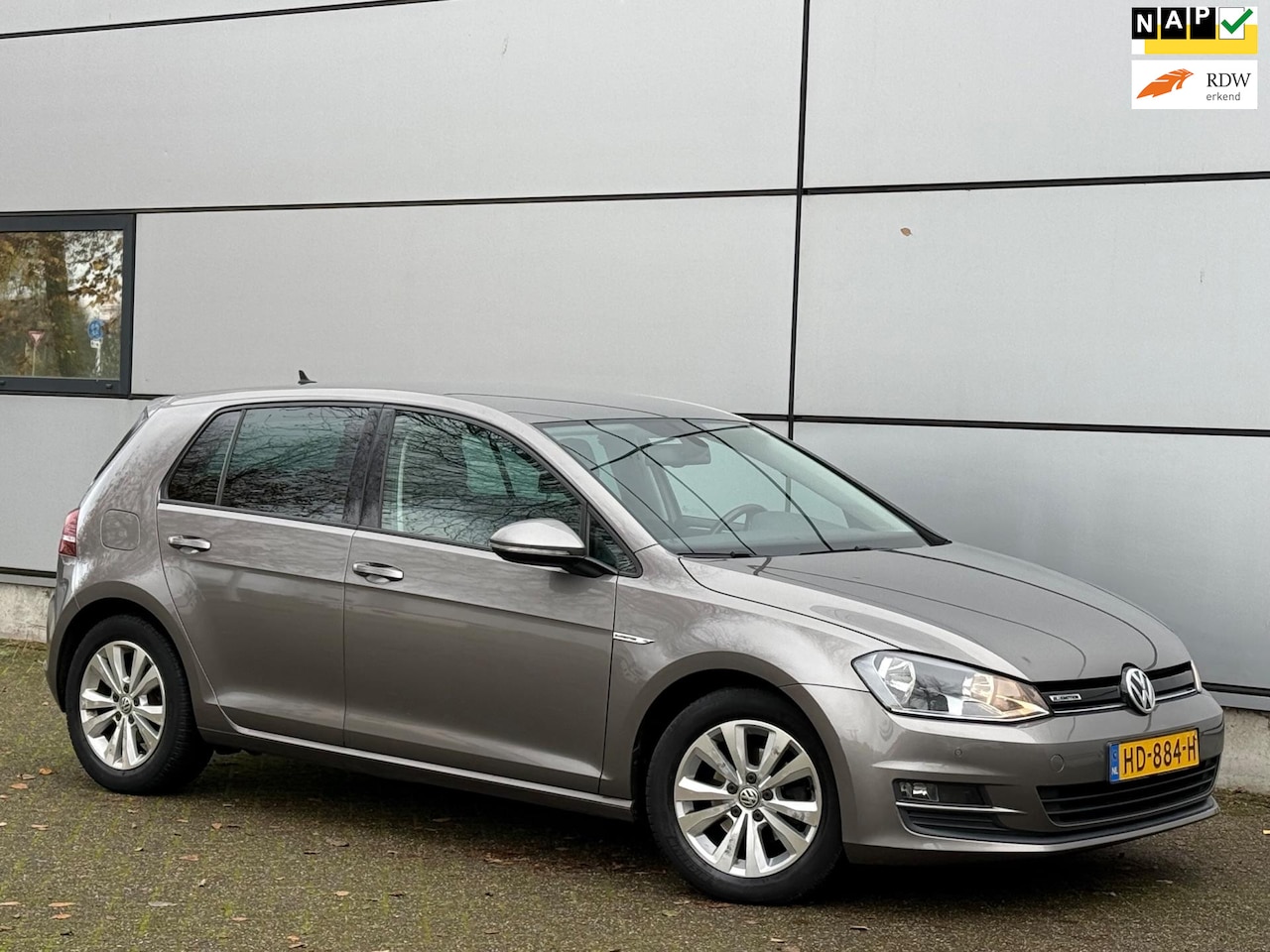 Volkswagen Golf - 1.0 TSI Business Edition Connected 2e Eignr |Camera |Navi |Cruise |Trekhaak |Airco |Nap |B - AutoWereld.nl