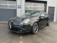 Alfa Romeo Giulietta - 1.7 TBi Quadrifoglio Verde 240PK