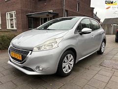 Peugeot 208 - 1.2 VTi Blue Lease - Airco - Cruise control