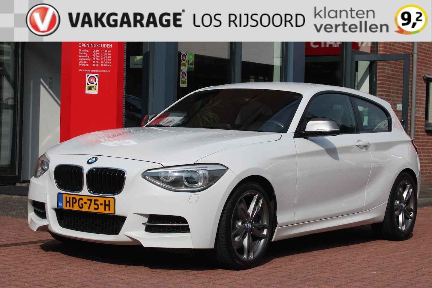 BMW 1-serie - (e87) M135i 320PK | Stoelverwarming | Climate Control | PDC | Leuk !! | Topper !! | - AutoWereld.nl