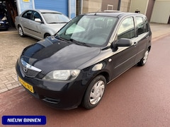 Mazda 2 - 2 1.4 Exclusive 196.715km NAP Airco bj. 2005 Boekjes zijn aanwezig