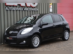 Toyota Yaris - 1.3 VVTi Dynamic Airco/Trekhaak/15'' velgen/NAP