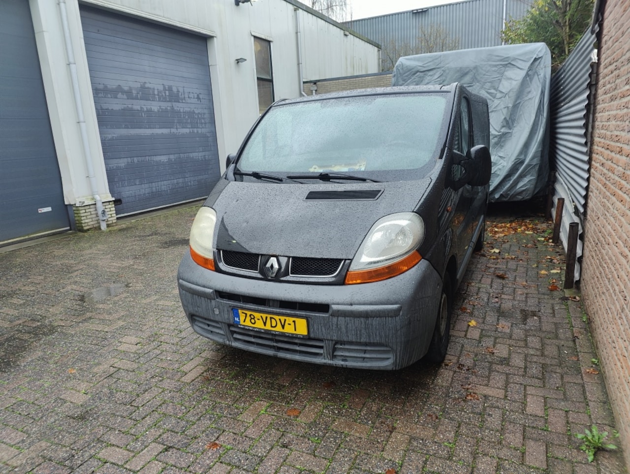 Renault Trafic - 1.9 dCi L1H1 koppeling werkt niet - AutoWereld.nl
