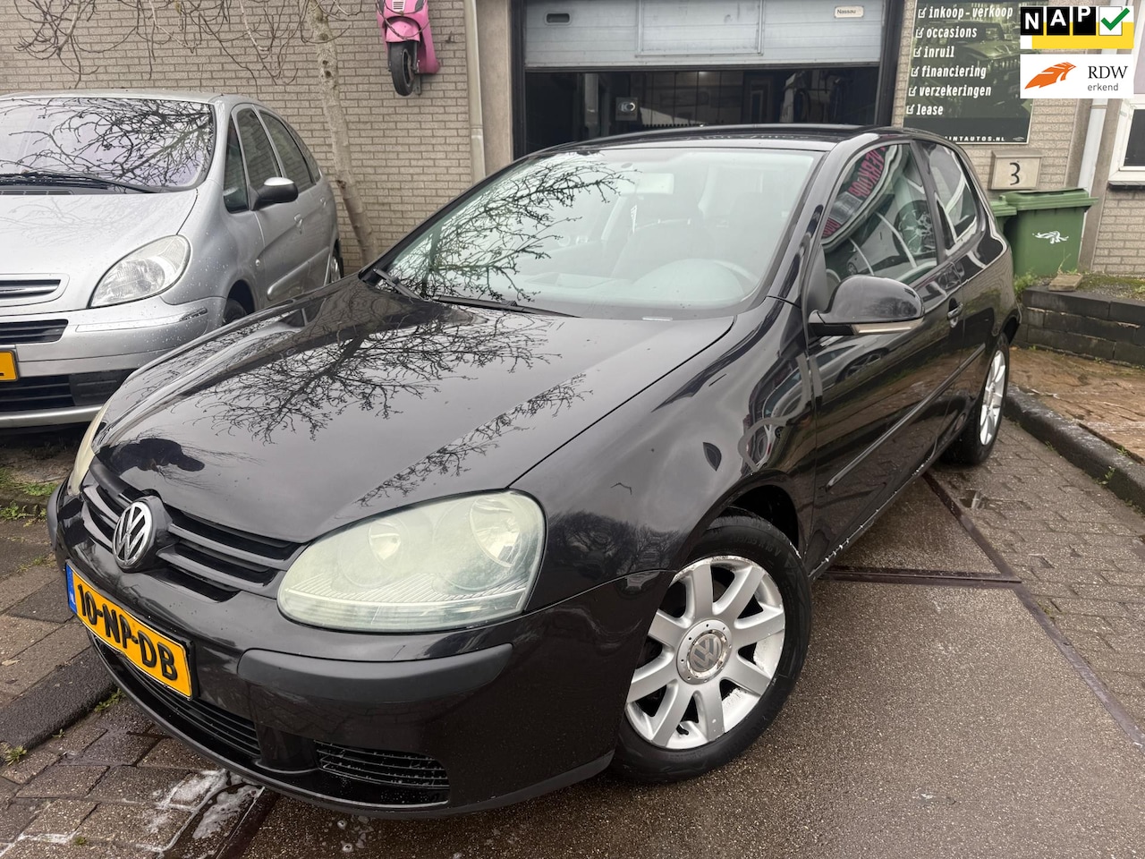 Volkswagen Golf - 1.6 FSI Sportline Apk/Airco/Elek.ramen - AutoWereld.nl