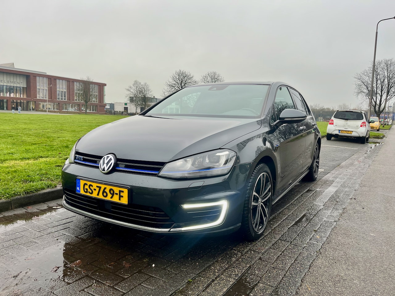 Volkswagen Golf - 1.4 TSI GTE Connected Series - AutoWereld.nl