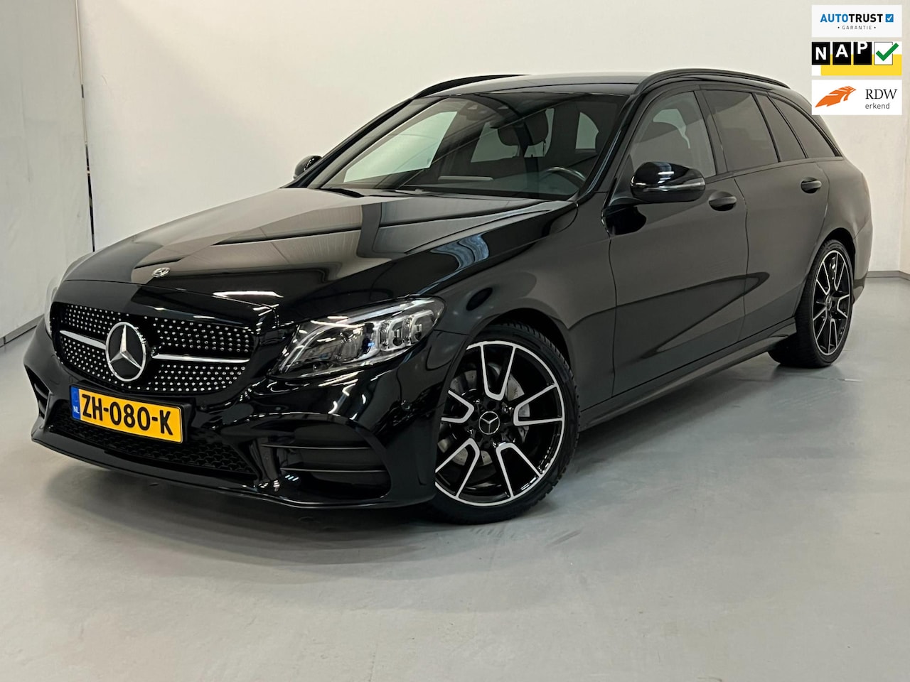 Mercedes-Benz C-klasse Estate - 180d / AMG / NL-auto / Facelift / Matrix - AutoWereld.nl