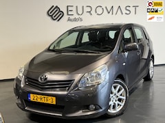 Toyota Verso - 1.8 VVT-i Business Automaat Panodak Airco Cruise Leder Pdc Nieuwe Apk