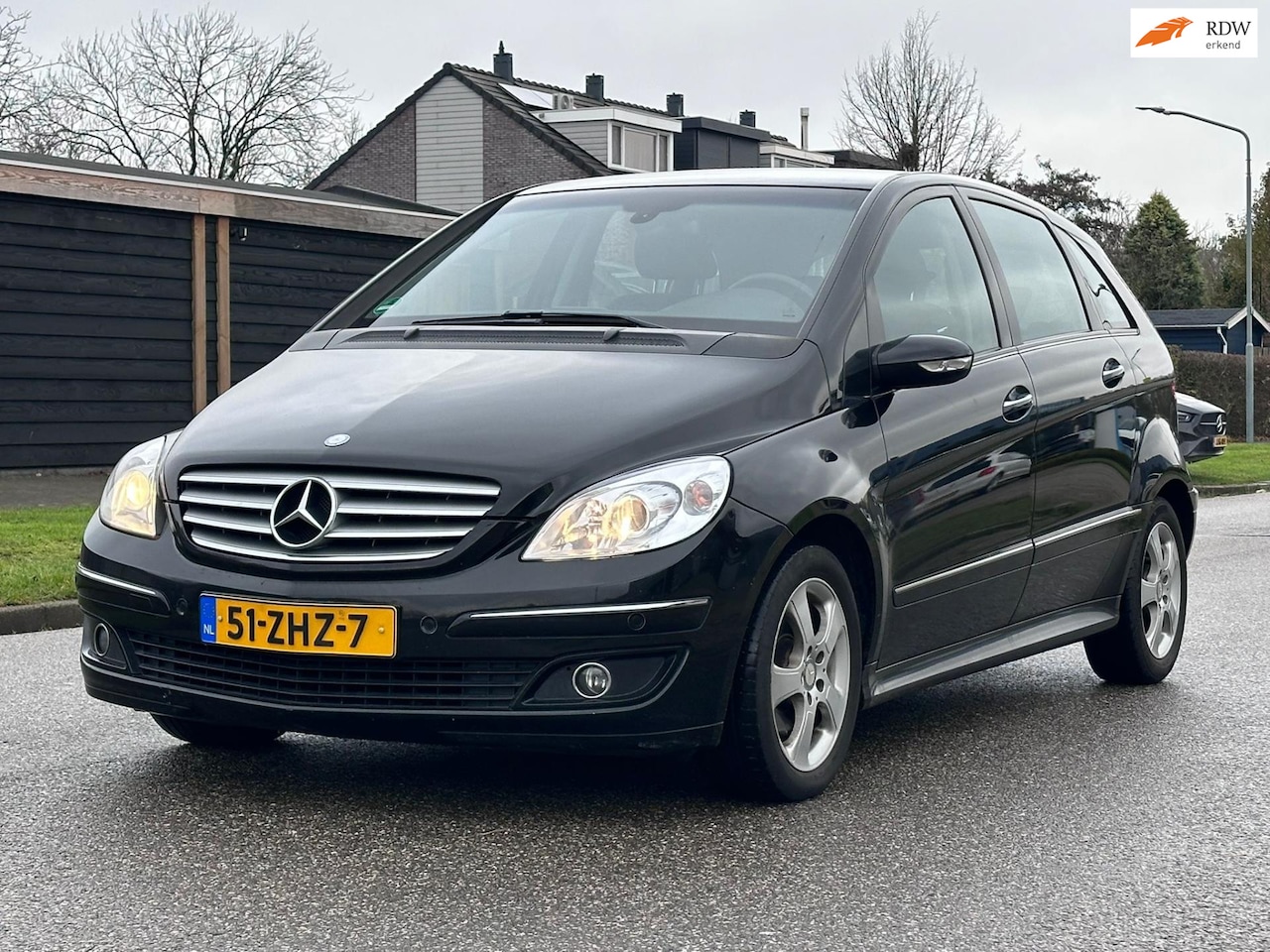 Mercedes-Benz B-klasse - 170 Automaat*Cruise*Stoelverwarming*Airco*Trekhaak*LM velgen*Nieuwe APK* - AutoWereld.nl