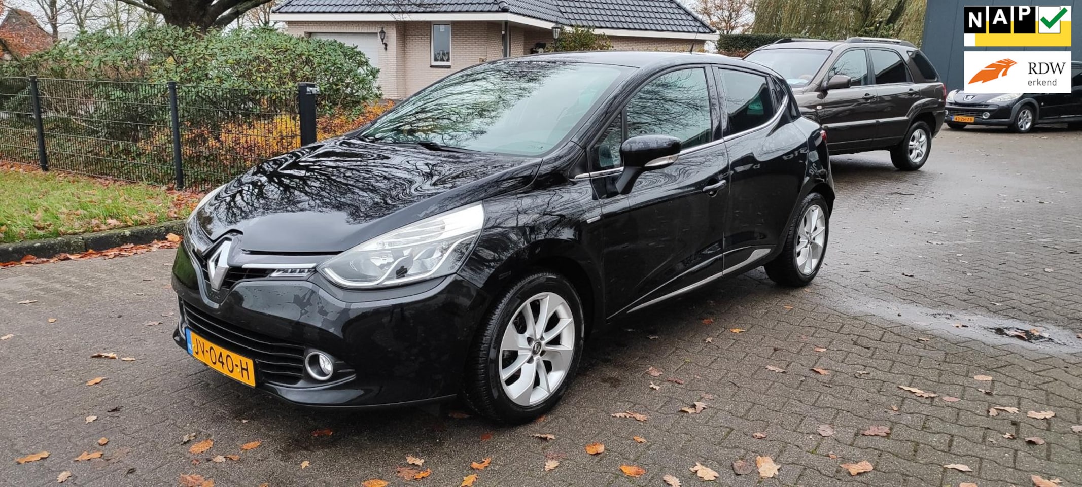 Renault Clio - 0.9 TCe Eco2 Limited bj 2016 airco/navi - AutoWereld.nl