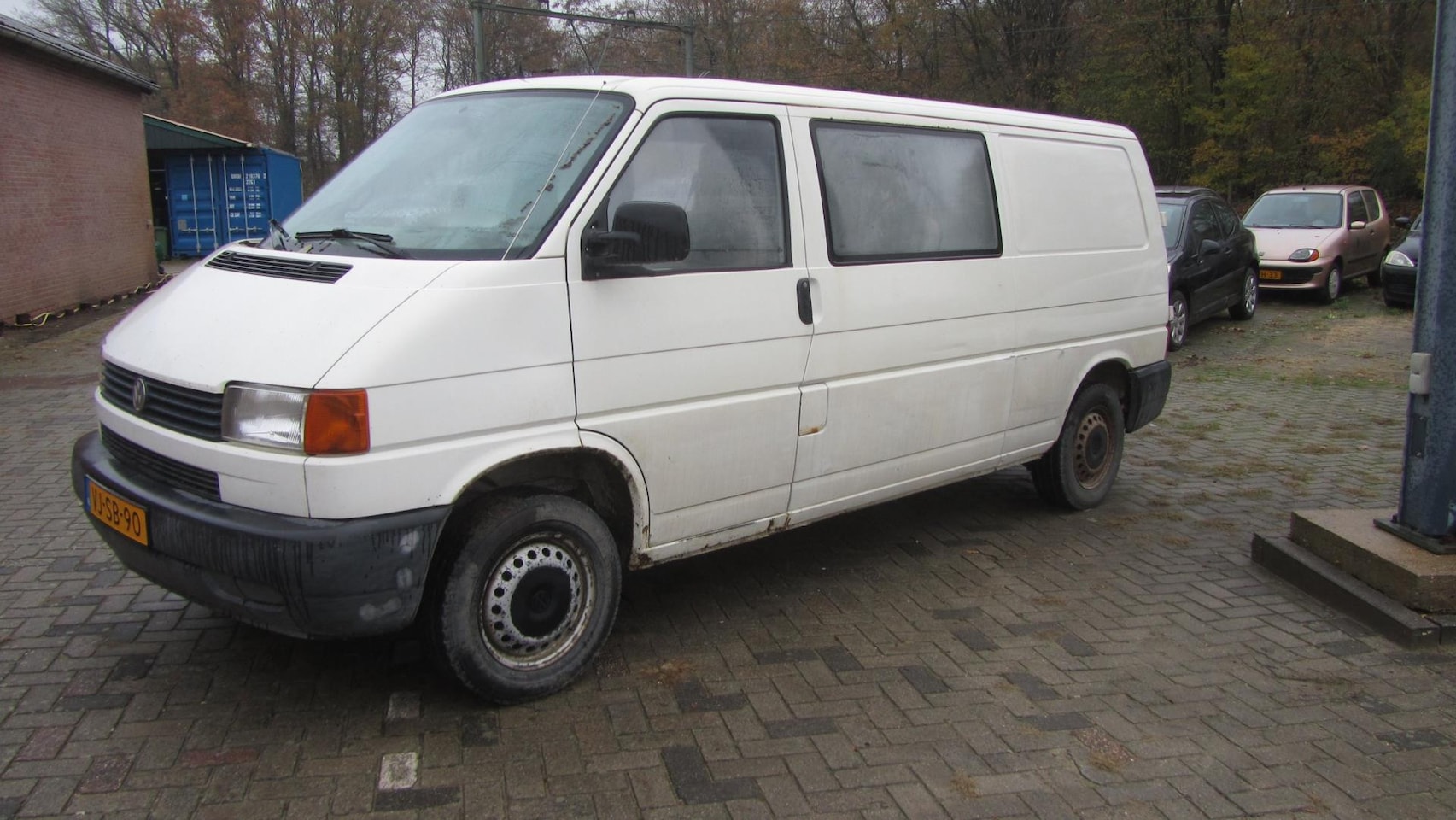 Volkswagen Transporter - 2.4 D 332 2.4 D 332 - AutoWereld.nl