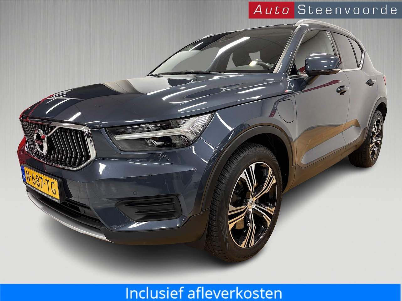 Volvo XC40 - 1.5 T4 Recharge Inscription - NL auto met NAP - LEER -CARPLAY - NAVI 4 nieuwe ALL SEASON B - AutoWereld.nl