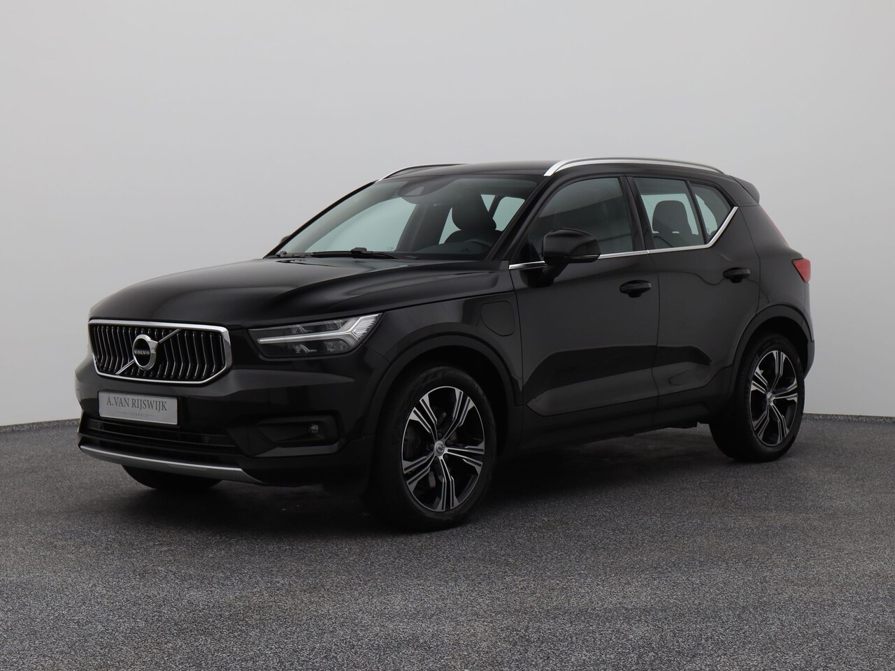 Volvo XC40 - 1.5 T5 Recharge Inscription | KEYLESS | LEDER - AutoWereld.nl