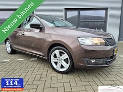 Skoda Rapid - 1.2 Style PANORAMADAK SPORTSTOELEN NAVI CLIMA