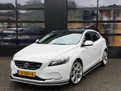 Volvo V40 - 1.6 T4 Summum Xenon Pano Camera Navi Leder