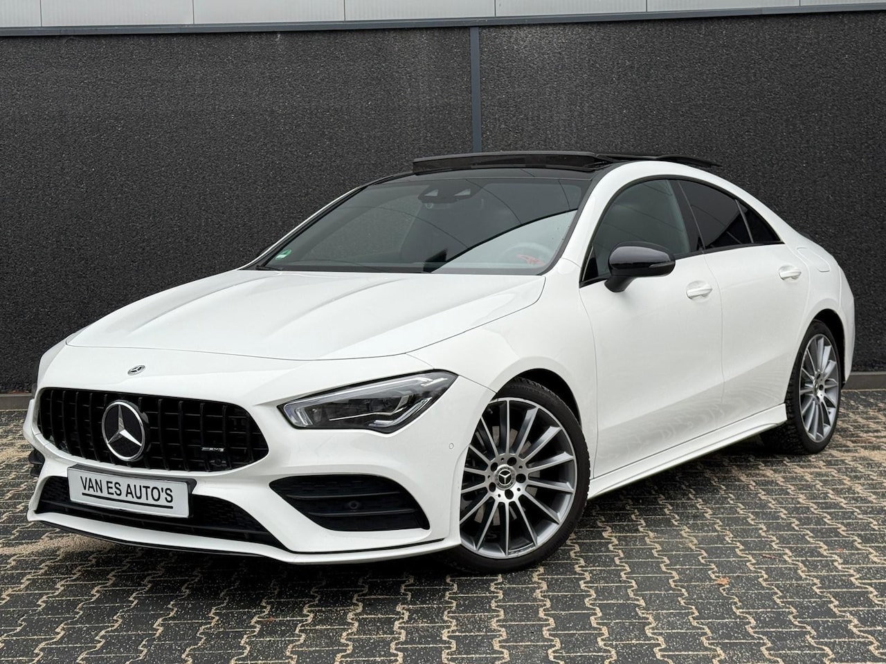 Mercedes-Benz CLA-Klasse - 250 e AMG Night PANO|LED|CAM 2022 - AutoWereld.nl