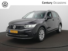 Volkswagen Tiguan - 1.5 TSI Life DSG / Navi / Climate / Adap. Cruise