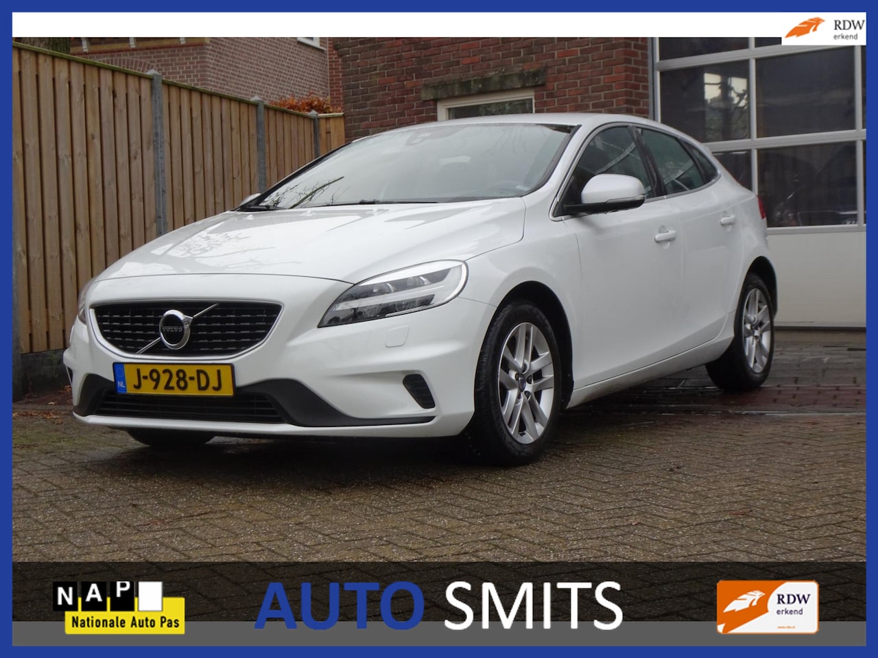 Volvo V40 - 1.5 T2 Inscription automaat - AutoWereld.nl