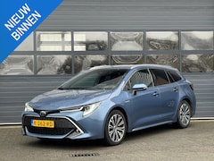 Toyota Corolla Touring Sports - 1.8 HYBRID EXECUTIVE I AUTOMAAT I TREKHAAK I CLIMATE CONTROL I P-CAMERA I ADAPT. CRUISE CO