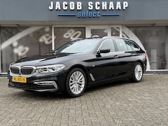 BMW 5-serie Touring - 520i High Executive Luxury Automaat / Pano dak / 18"LM / Leder / Camera
